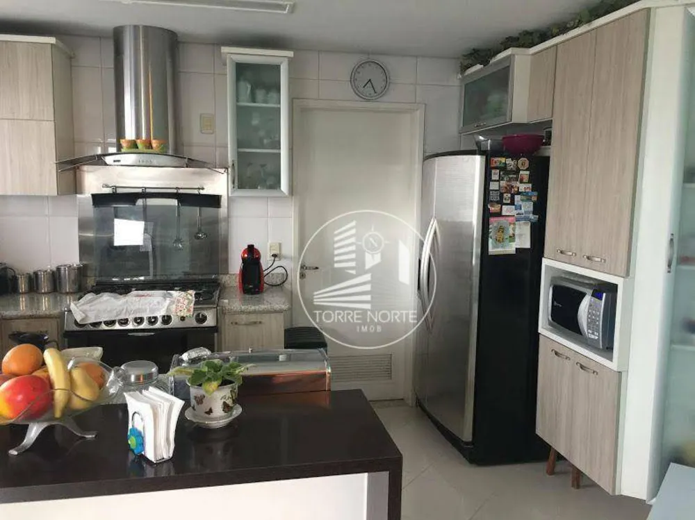 Cobertura, 4 quartos, 322 m² - Foto 2