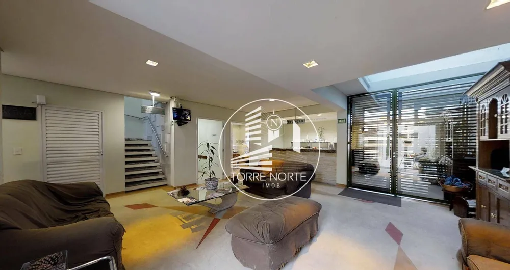 Casa, 10 quartos, 374 m² - Foto 2