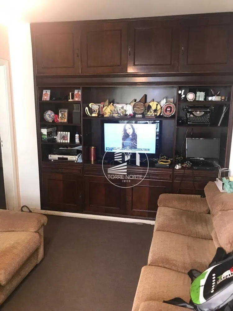 Apartamento, 3 quartos, 240 m² - Foto 3