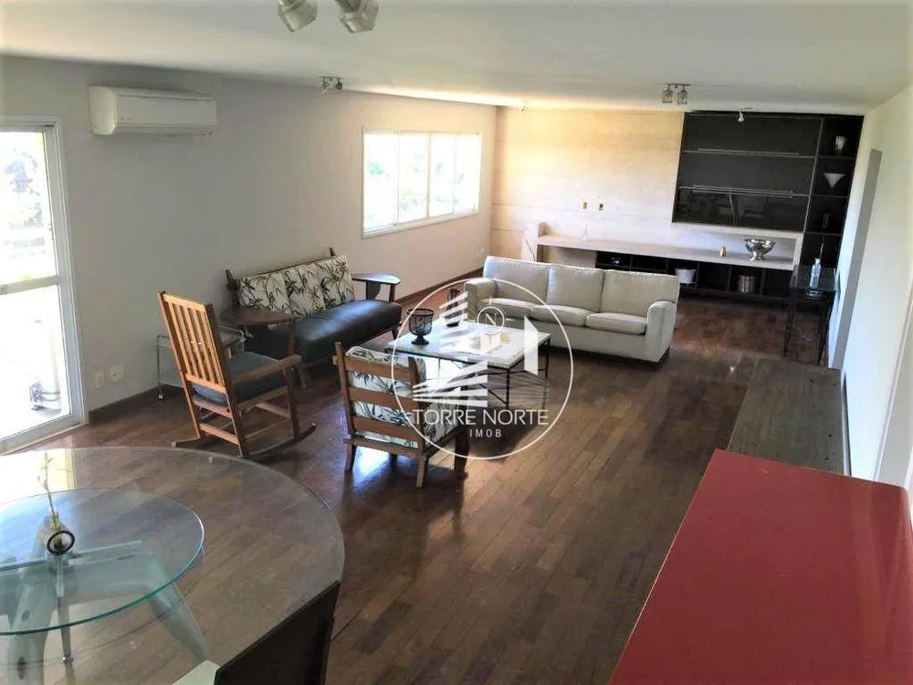 Apartamento, 3 quartos, 234 m² - Foto 1