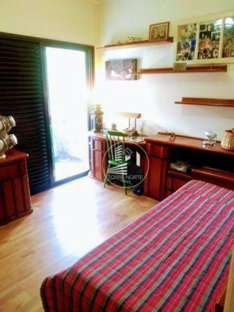 Apartamento, 3 quartos, 137 m² - Foto 4