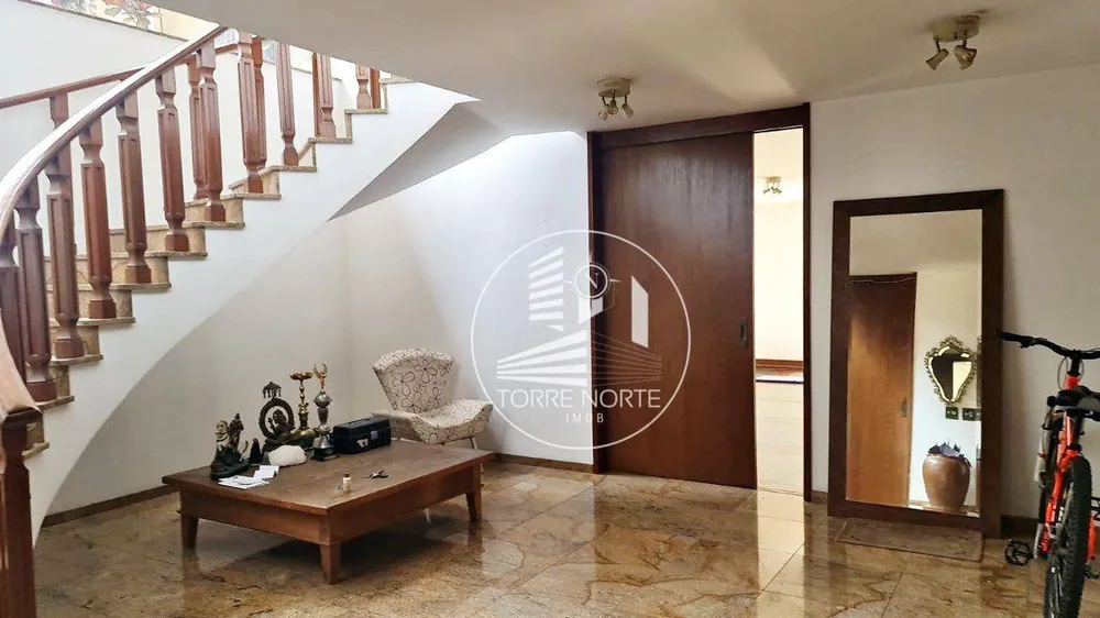 Casa, 6 quartos, 822 m² - Foto 2