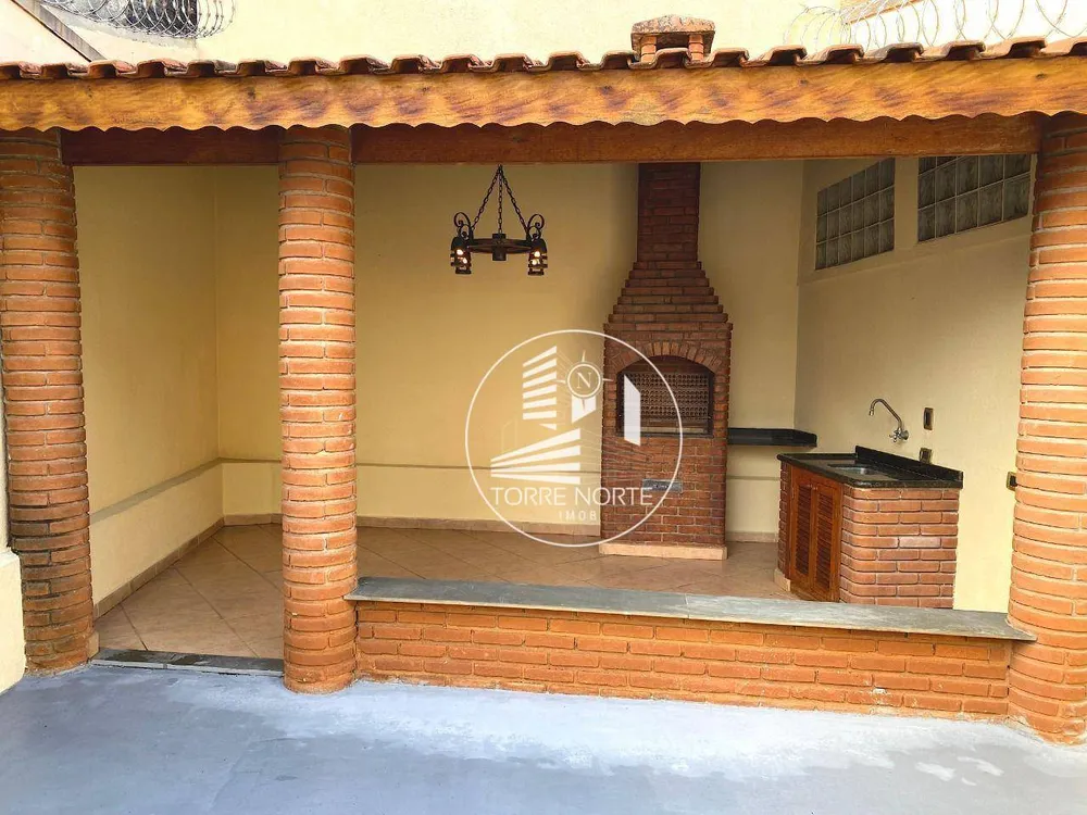 Casa, 4 quartos, 270 m² - Foto 1