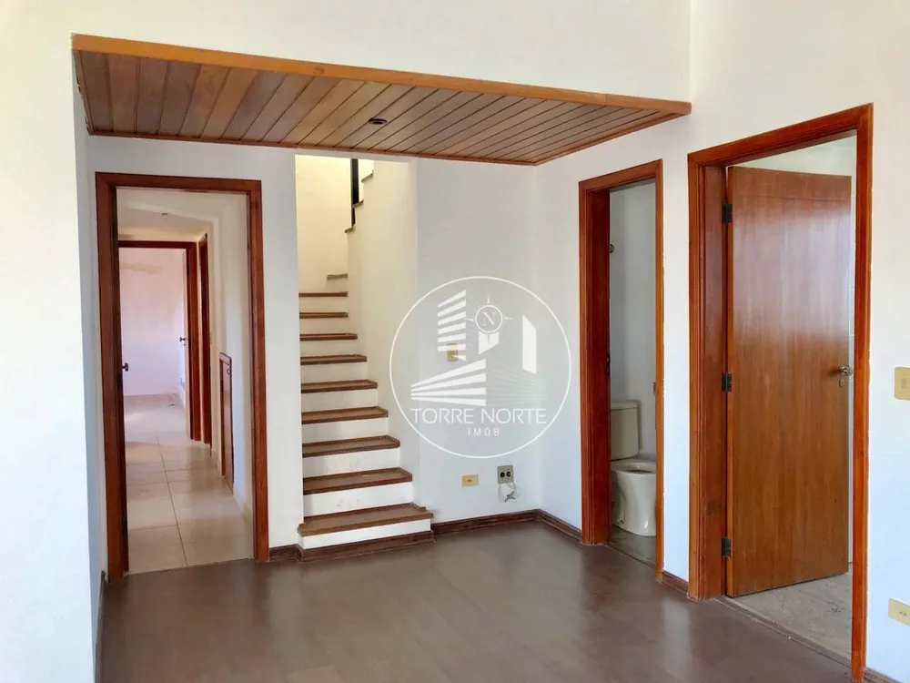 Cobertura, 3 quartos, 269 m² - Foto 2