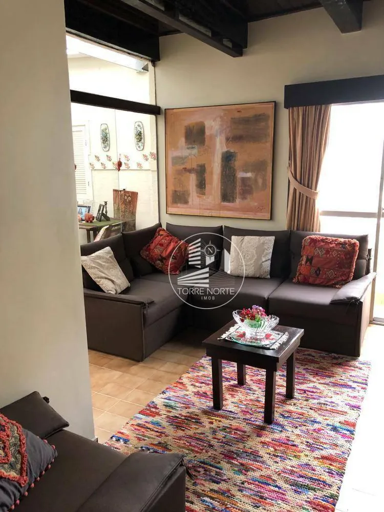 Cobertura, 3 quartos, 187 m² - Foto 2