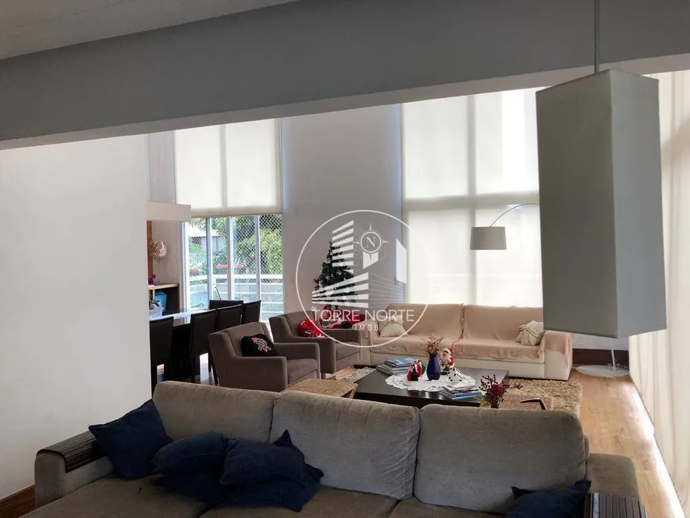 Apartamento, 3 quartos, 301 m² - Foto 2