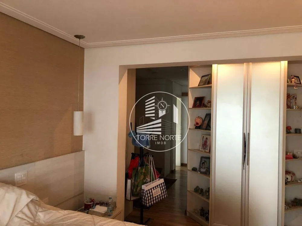 Apartamento, 3 quartos, 301 m² - Foto 4
