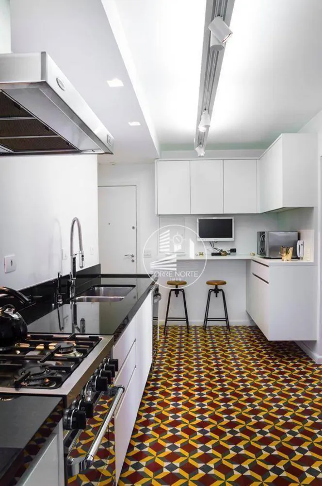 Apartamento, 1 quarto, 130 m² - Foto 3