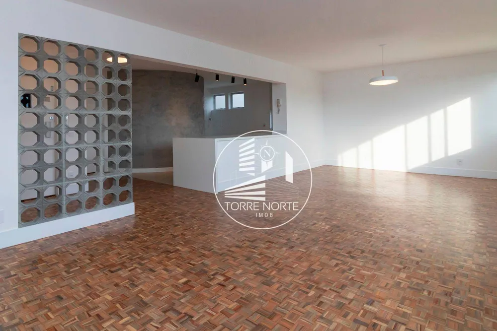 Apartamento, 3 quartos, 126 m² - Foto 2