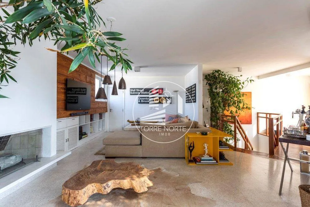 Cobertura, 2 quartos, 193 m² - Foto 1