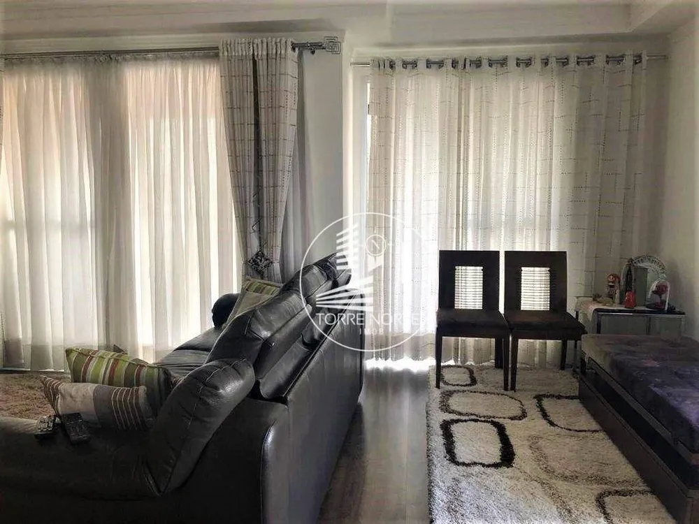 Apartamento, 3 quartos, 174 m² - Foto 2