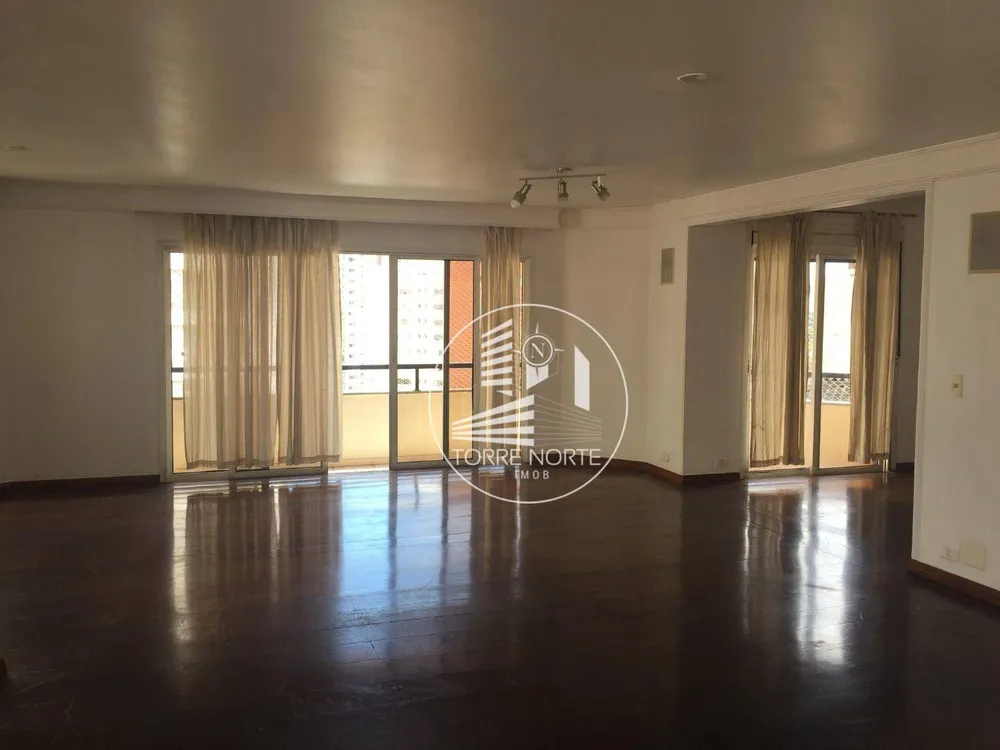 Apartamento, 3 quartos, 204 m² - Foto 1