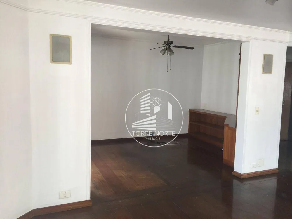 Apartamento, 3 quartos, 204 m² - Foto 3