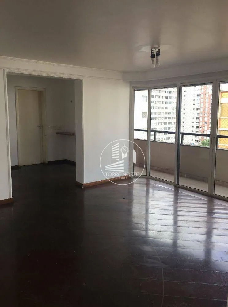 Apartamento, 3 quartos, 204 m² - Foto 4