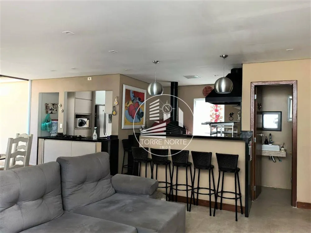 Sobrado, 3 quartos, 170 m² - Foto 1