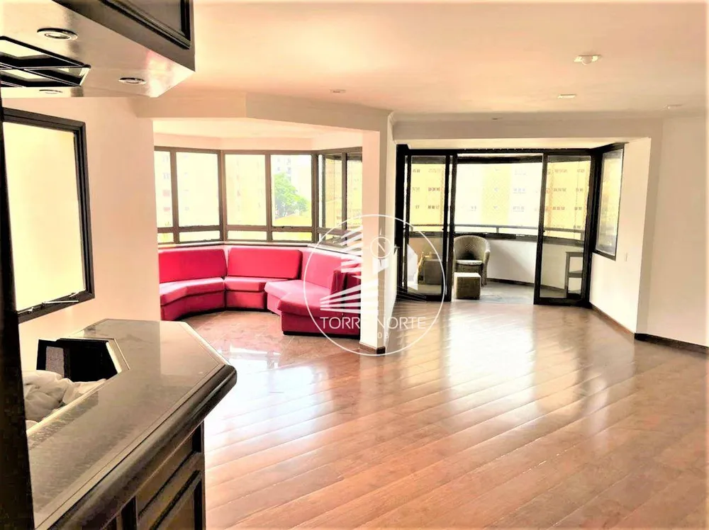 Apartamento, 4 quartos, 227 m² - Foto 1