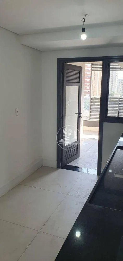 Apartamento, 3 quartos, 131 m² - Foto 4