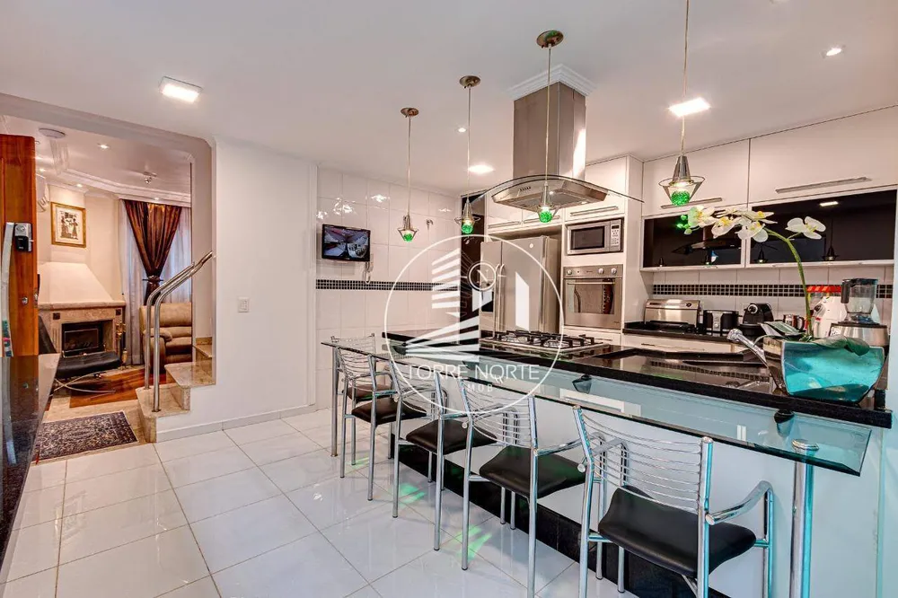 Sobrado, 2 quartos, 178 m² - Foto 1