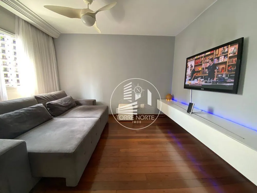 Apartamento, 3 quartos, 130 m² - Foto 1
