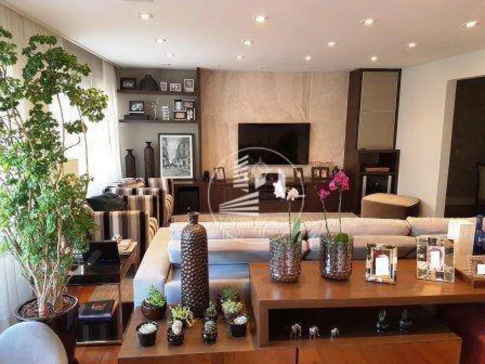 Apartamento, 3 quartos, 158 m² - Foto 1