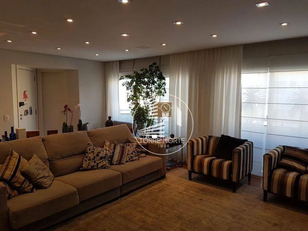 Apartamento, 3 quartos, 158 m² - Foto 4