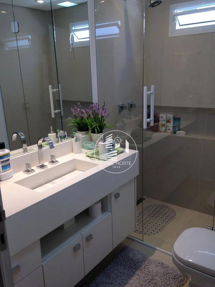 Apartamento, 3 quartos, 120 m² - Foto 2