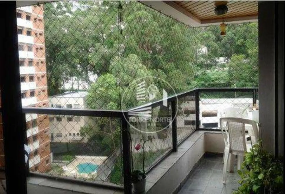 Apartamento, 3 quartos, 140 m² - Foto 1