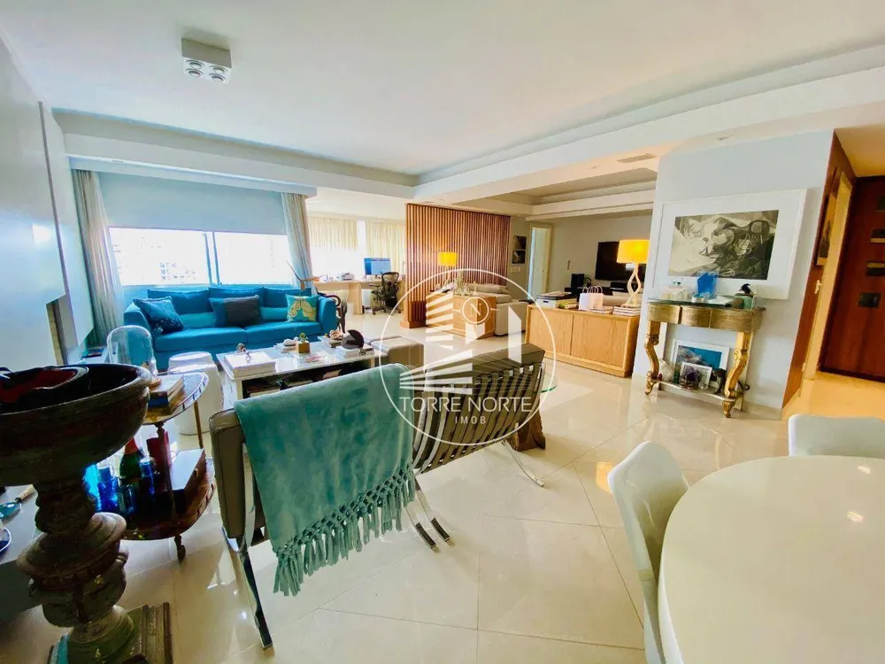 Apartamento, 3 quartos, 185 m² - Foto 2
