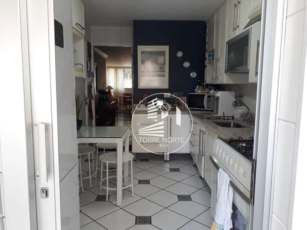 Apartamento, 4 quartos, 140 m² - Foto 1