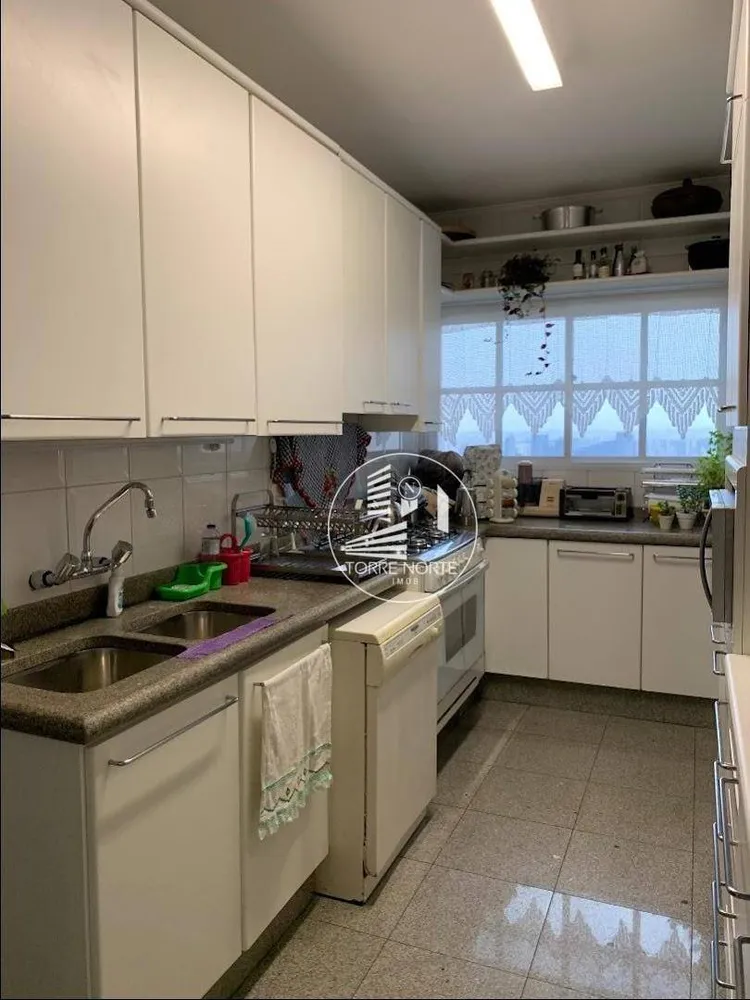 Apartamento, 3 quartos, 210 m² - Foto 8