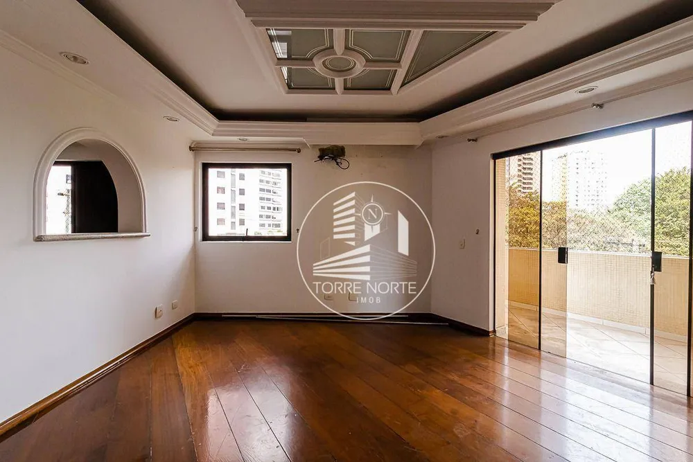 Apartamento, 4 quartos, 196 m² - Foto 2