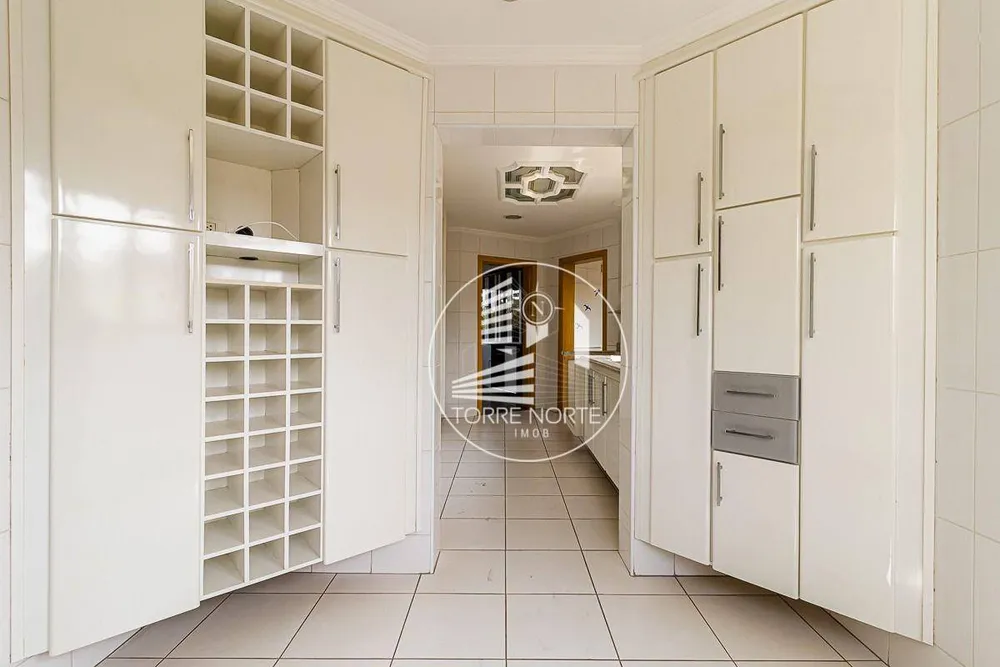 Apartamento, 4 quartos, 196 m² - Foto 4