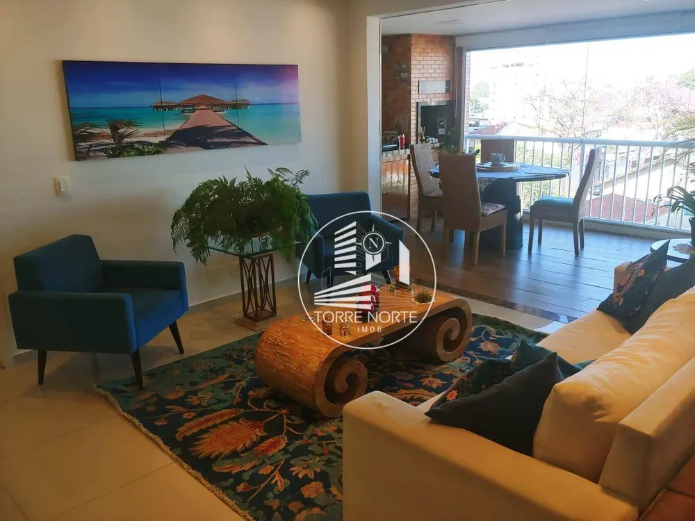 Apartamento, 3 quartos, 140 m² - Foto 1