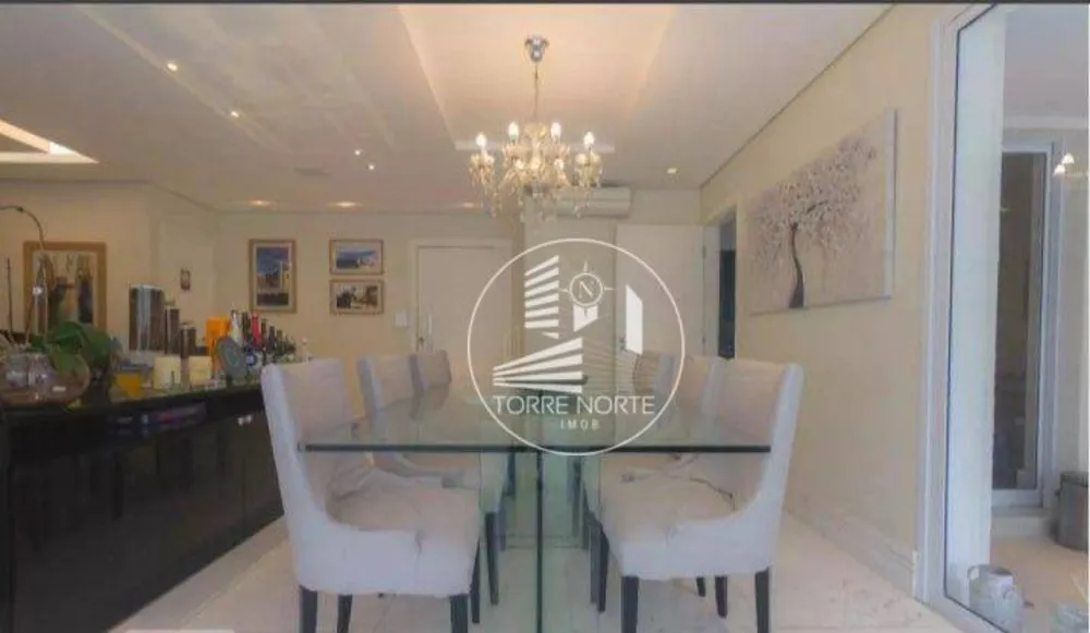 Apartamento, 3 quartos, 220 m² - Foto 3