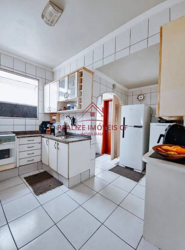 Cobertura à venda com 3 quartos, 200m² - Foto 4