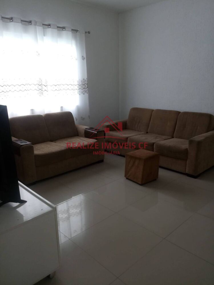 Casa de Condomínio para alugar com 4 quartos, 250m² - Foto 2