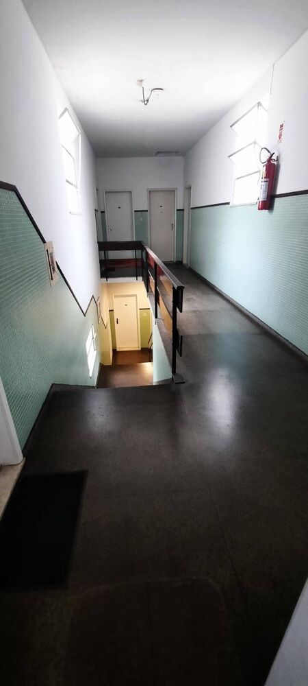 Apartamento à venda com 2 quartos, 75m² - Foto 4