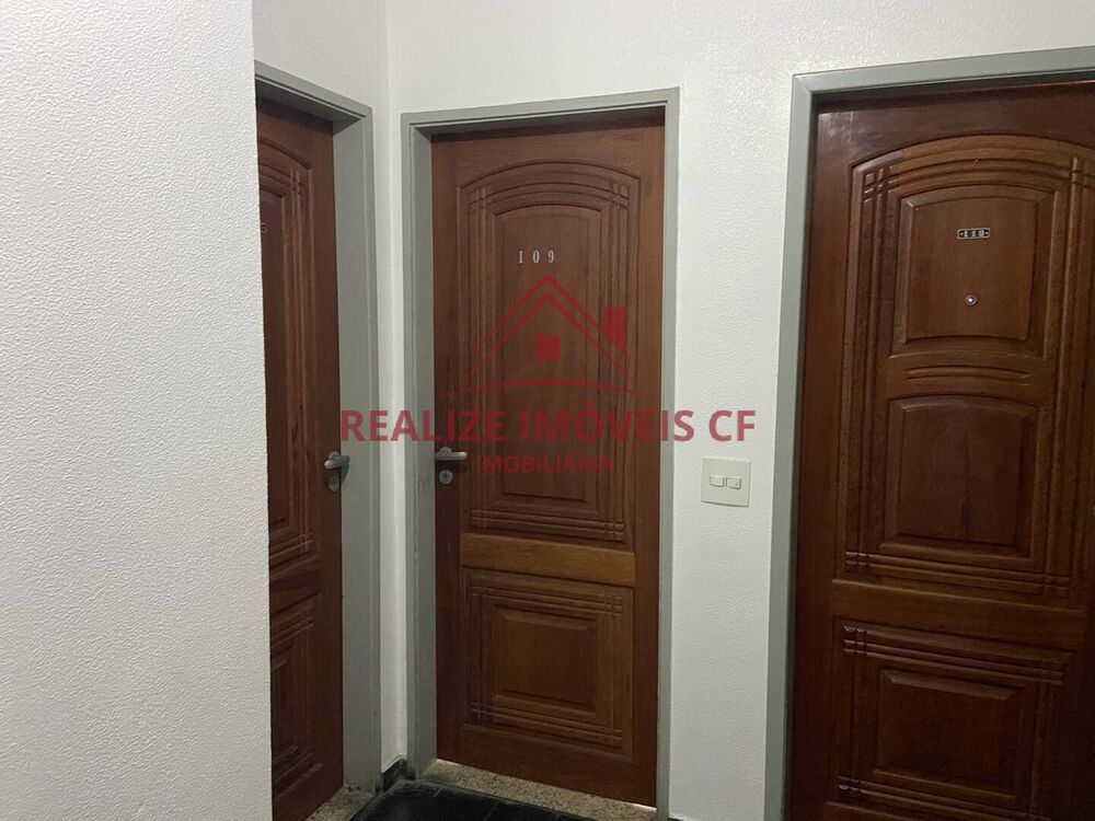 Apartamento à venda com 2 quartos, 80m² - Foto 2