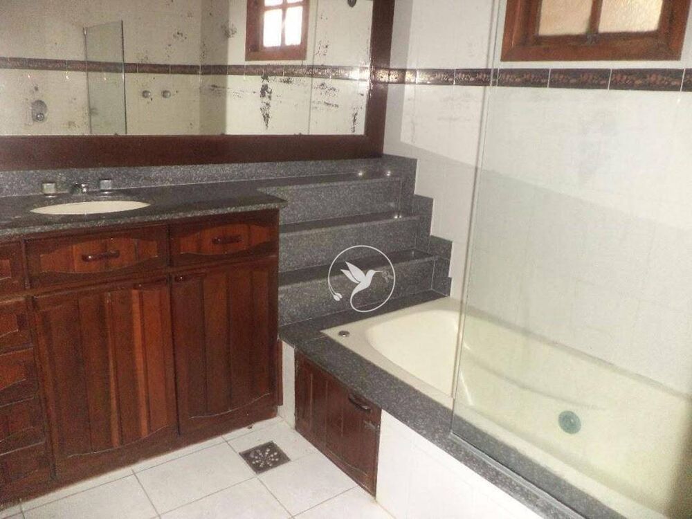 Casa, 5 quartos, 372 m² - Foto 4