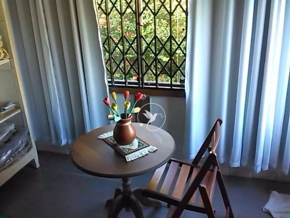 Casa, 6 quartos, 250 m² - Foto 17