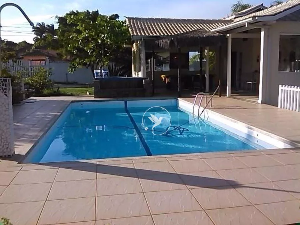 Casa, 6 quartos, 250 m² - Foto 1