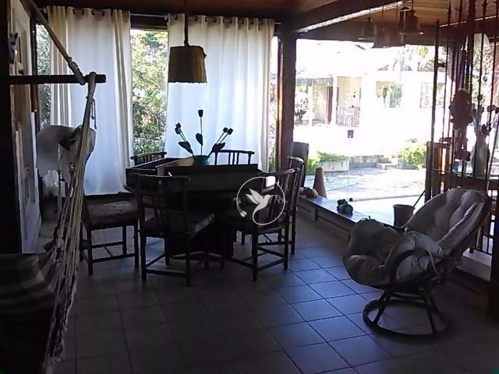 Casa, 6 quartos, 250 m² - Foto 5