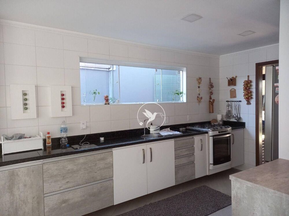 Casa de Condomínio à venda com 5 quartos, 291m² - Foto 8