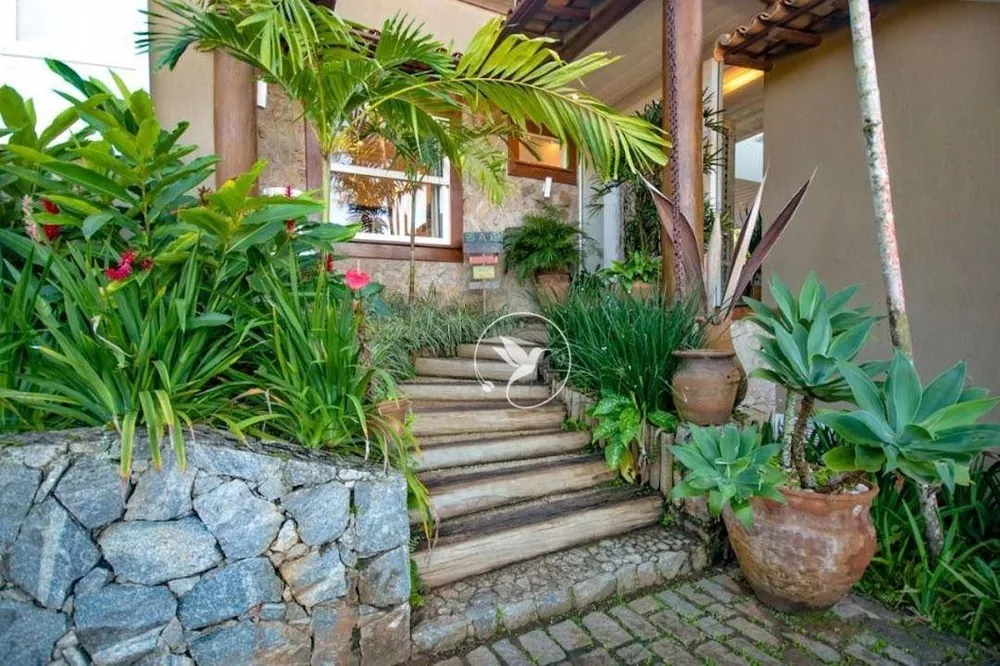 Casa, 6 quartos, 580 m² - Foto 1