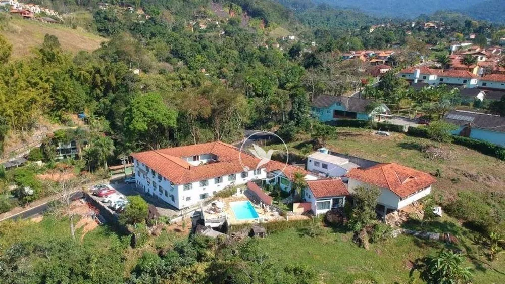 Pousada-Chalé, 27 quartos, 1120 m² - Foto 1