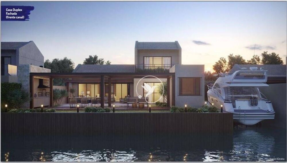 Casa à venda com 4 quartos, 204m² - Foto 1