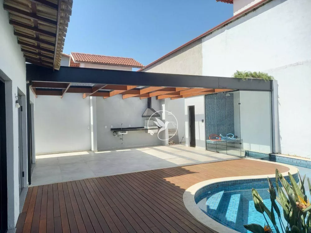 Casa, 4 quartos, 299 m² - Foto 3