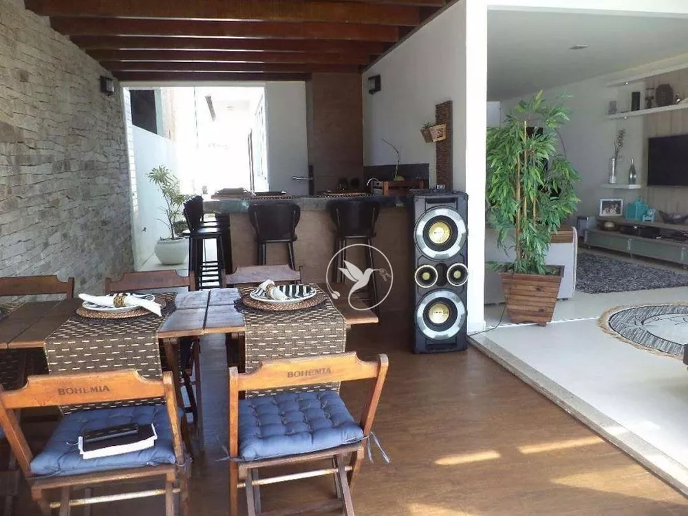 Casa, 3 quartos, 260 m² - Foto 9