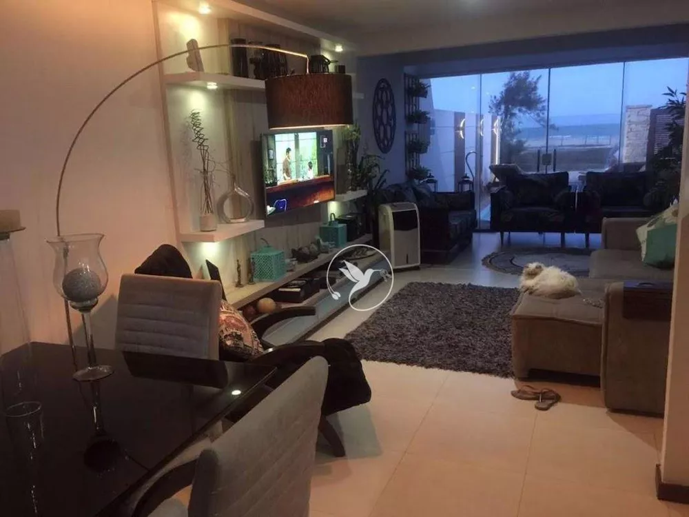 Casa, 3 quartos, 260 m² - Foto 35