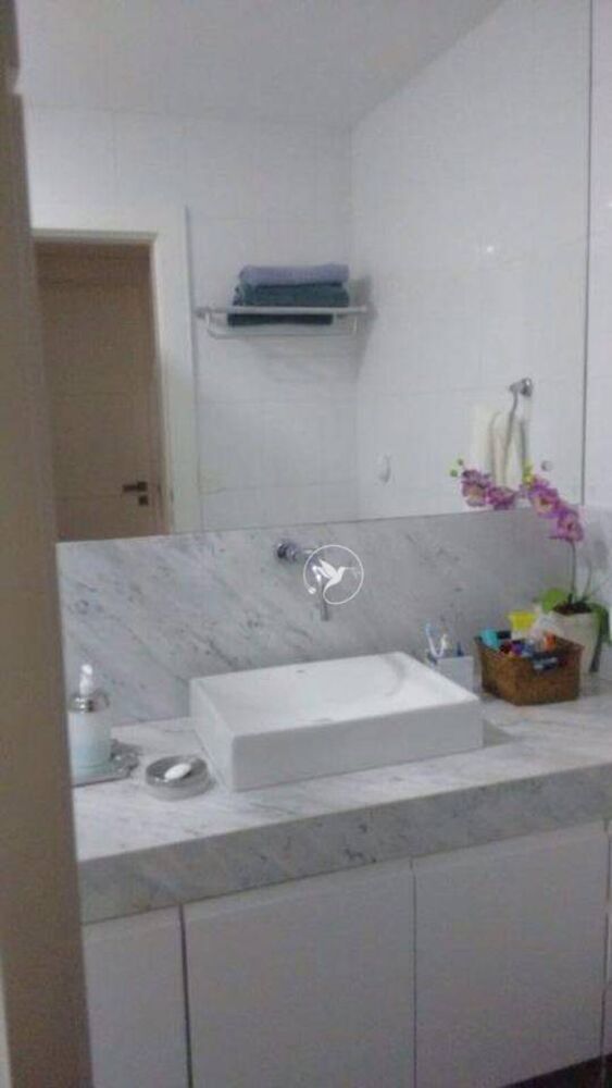 Cobertura à venda com 4 quartos, 220m² - Foto 4